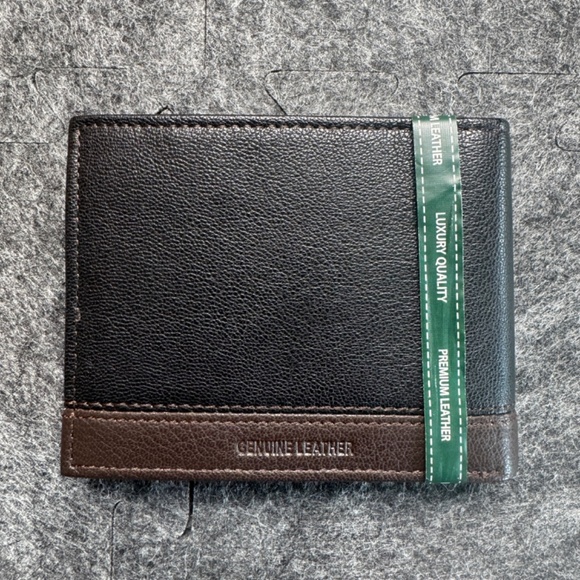 Perry Ellis Portfolio Bifold Passcase Leather Men's Wallet Removable ID Holder - Picture 3 of 11